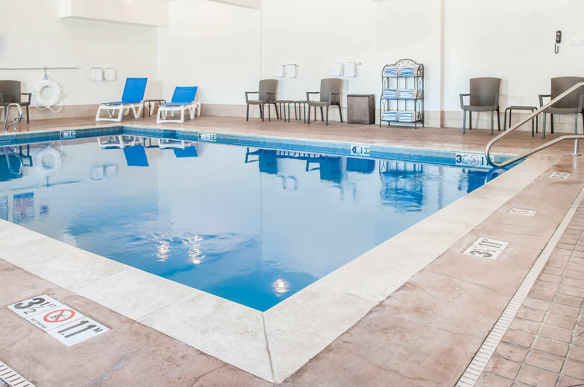 Comfort Suites Farmington Luaran gambar